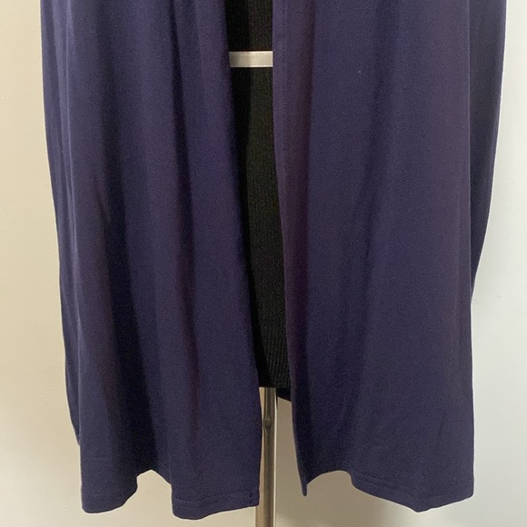 Exchic Women’s Navy Blue Sleeveless Cardigan NWT - Picture 3 of 5